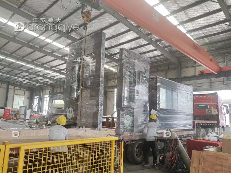 上海智能候車亭第二批次發貨配圖二 上海智能候車亭第二批次發貨配圖二