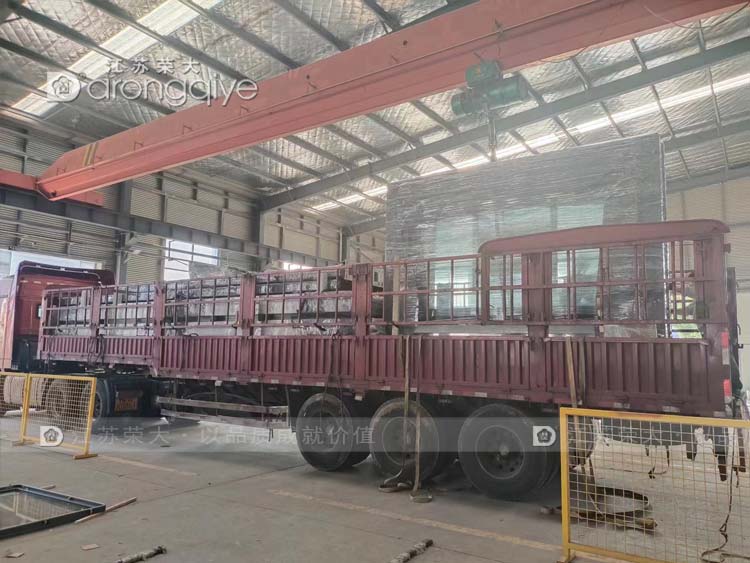 浙江大型公交站臺發貨配圖一 浙江大型公交站臺發貨配圖一