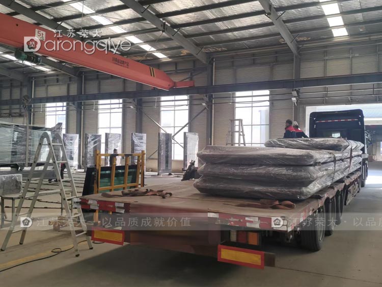 安徽智慧公交站臺發貨圖一 安徽智慧公交站臺發貨圖一